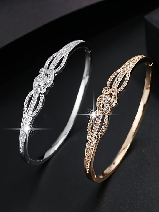 Elegant Golden Bracelet