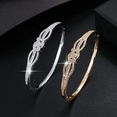 Elegant Golden Bracelet