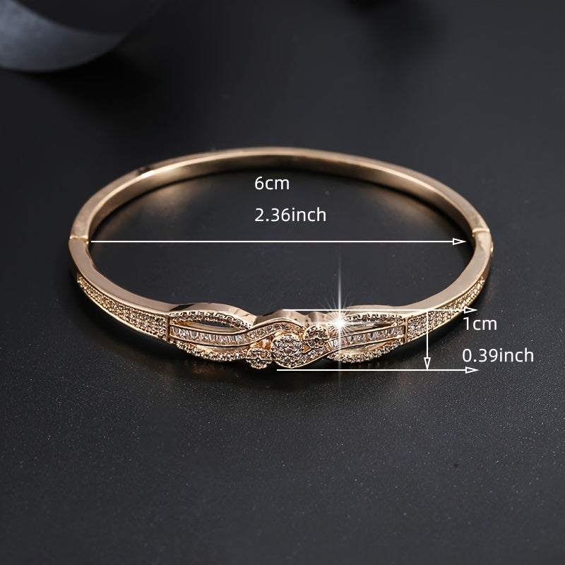 Elegant Golden Bracelet