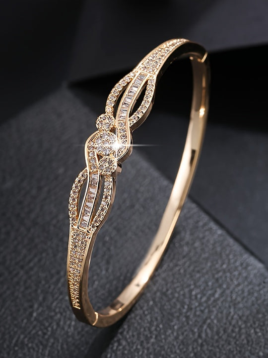 Elegant Golden Bracelet