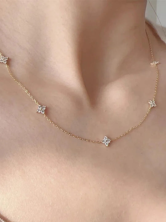 Four-Leaf Flower Zircon Necklace