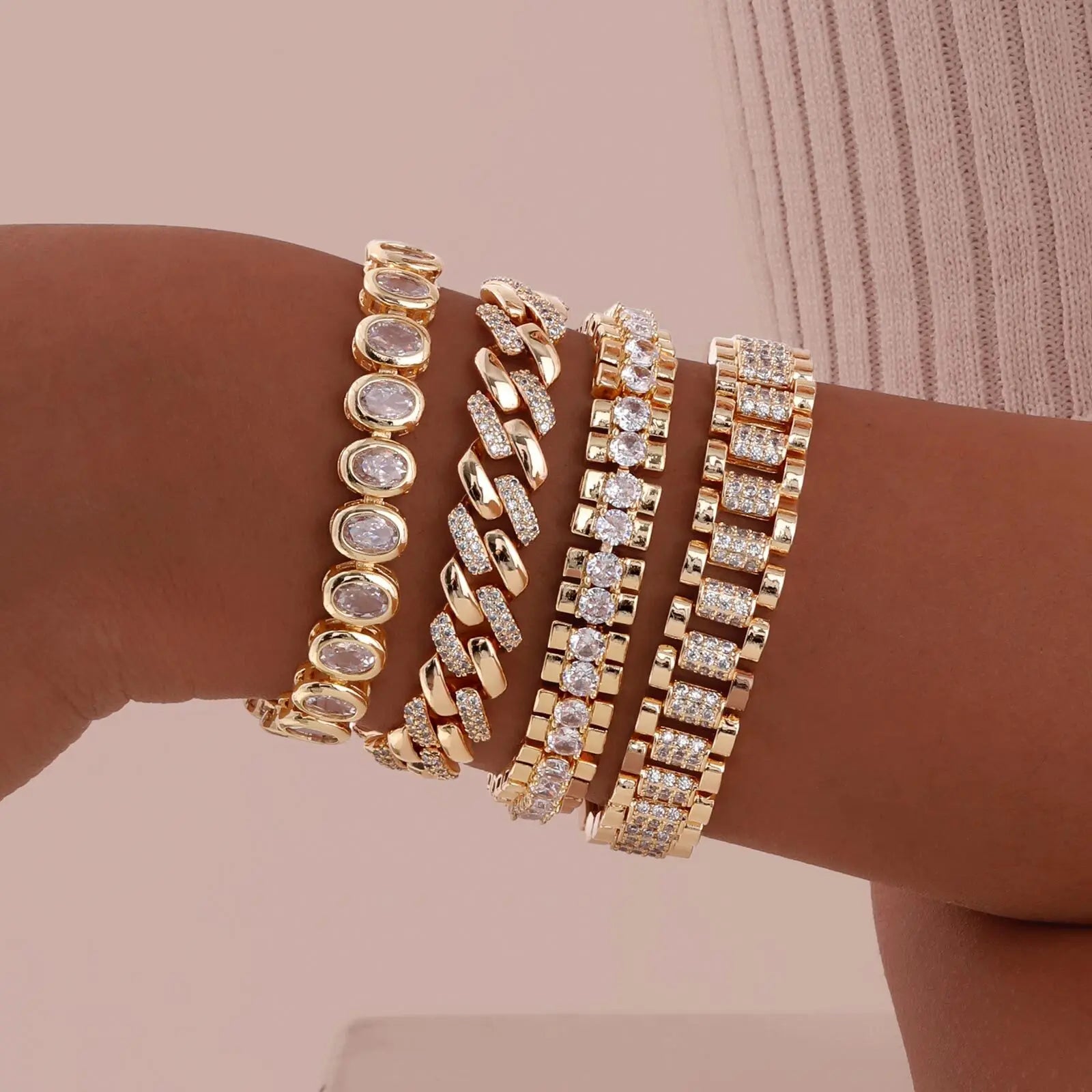 Gold Paperclip Chain Bracelet