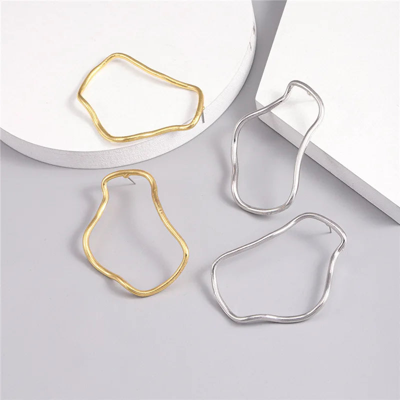 LATS Geometric Line Earrings