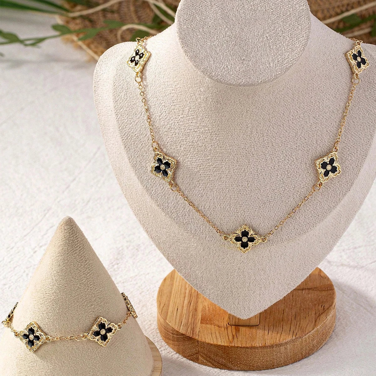 Necklace Bracelet Elegant Floral 2 PCS Jewelry Set