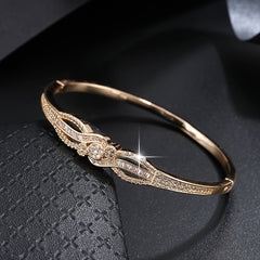 Elegant Golden Bracelet